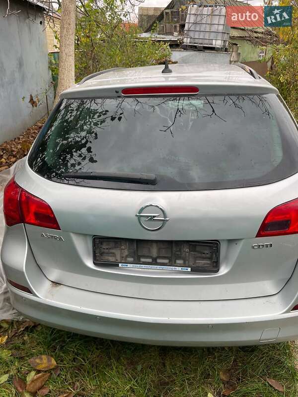 Универсал Opel Astra 2011 в Василькове фото 3 Универсал Opel Astra 2011 в Василькове