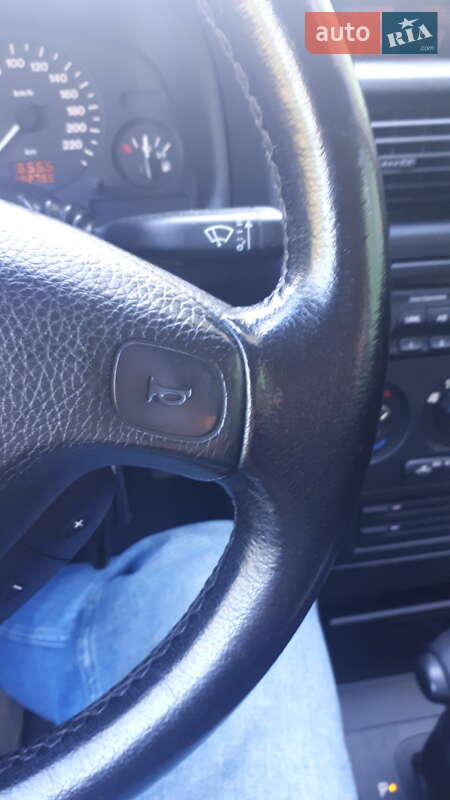 Хэтчбек Opel Astra 2001 в Ужгороде