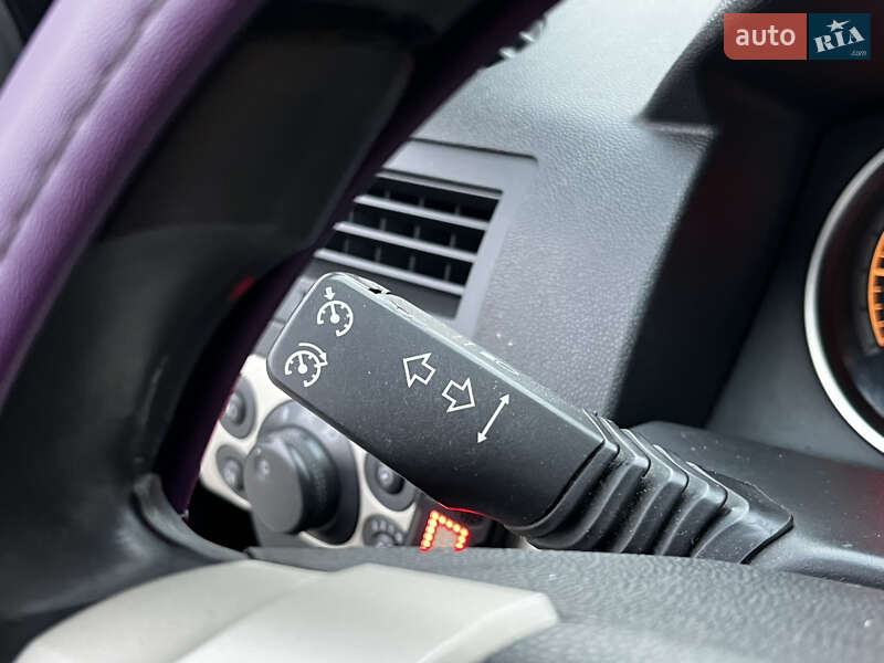 Хэтчбек Opel Astra 2008 в Звягеле фото 20 Хэтчбек Opel Astra 2008 в Звягеле