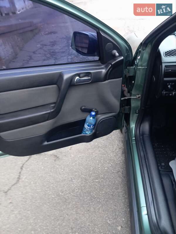 Седан Opel Astra 2007 в Славуті