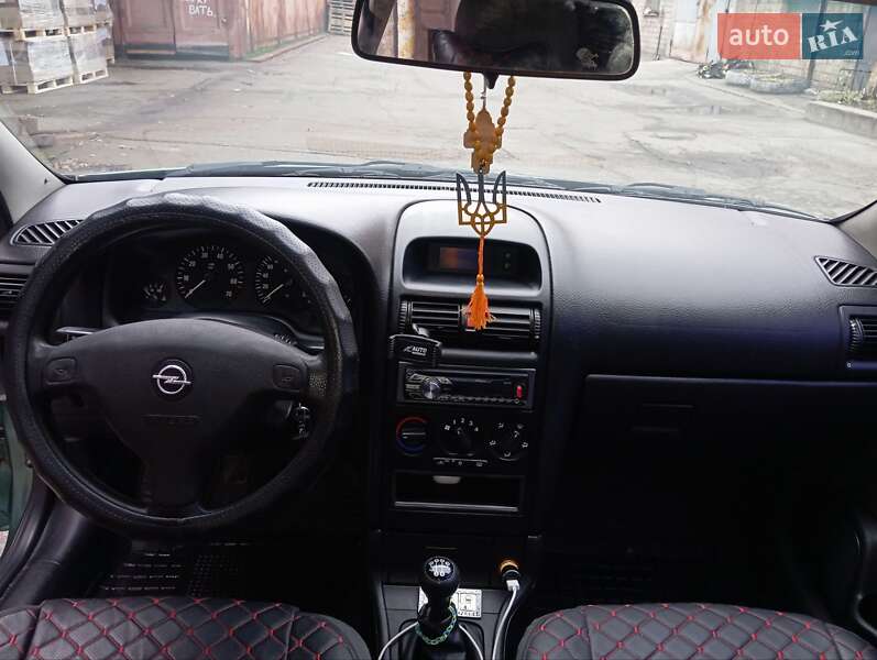 Седан Opel Astra 2007 в Славуті