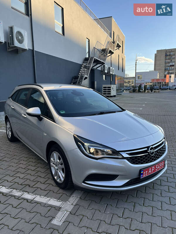 Универсал Opel Astra 2019 в Хмельницком фото Универсал Opel Astra 2019 в Хмельницком