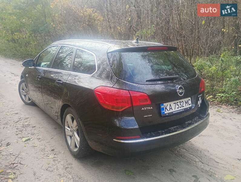 Универсал Opel Astra 2013 в Василькове фото 23 Универсал Opel Astra 2013 в Василькове