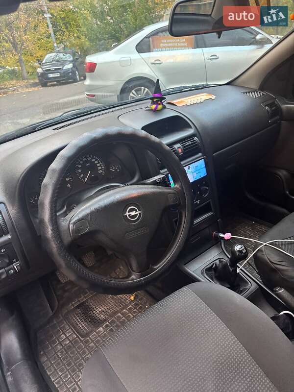 Седан Opel Astra 2007 в Киеве