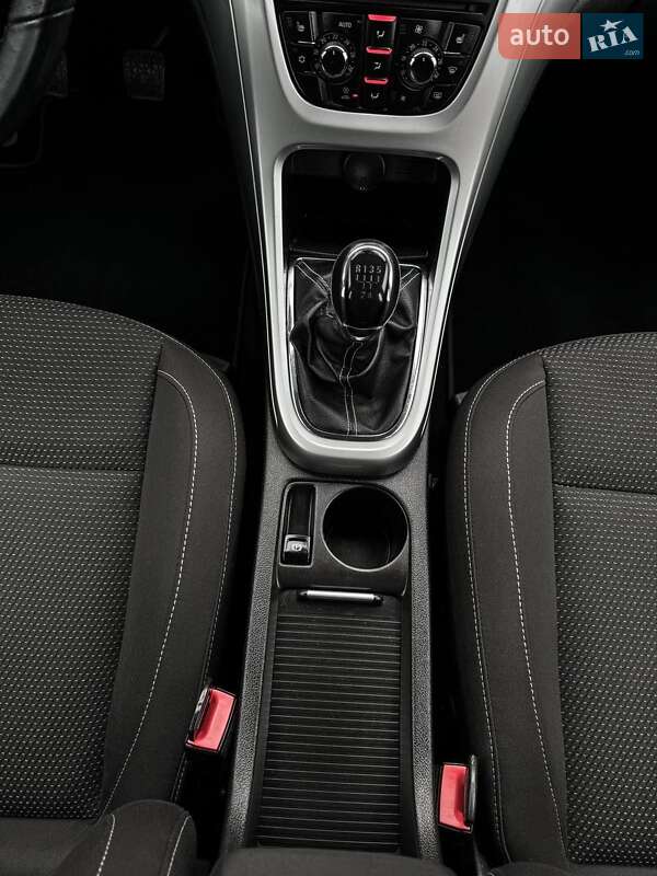 Хэтчбек Opel Astra 2010 в Черкассах