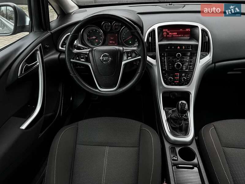 Хэтчбек Opel Astra 2010 в Черкассах