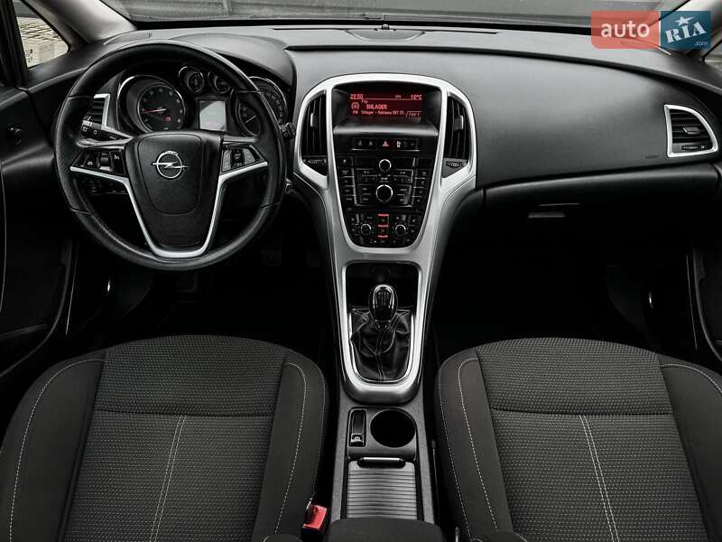 Хэтчбек Opel Astra 2010 в Черкассах