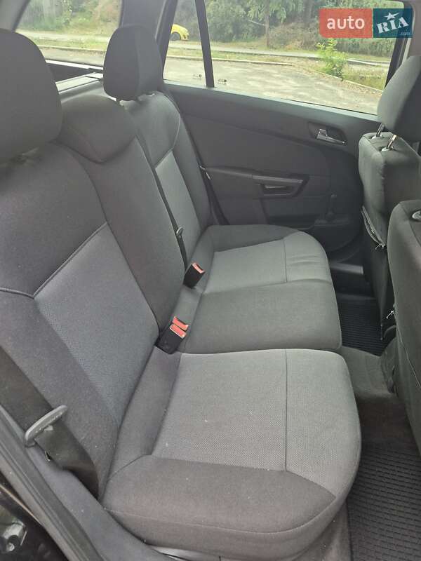 Універсал Opel Astra 2008 в Черкасах фото 11 Універсал Opel Astra 2008 в Черкасах