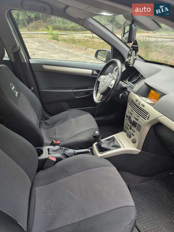 Універсал Opel Astra 2008 в Черкасах фото 15 Універсал Opel Astra 2008 в Черкасах