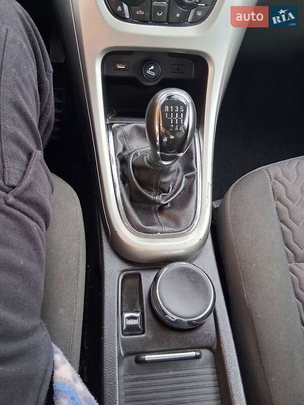 Универсал Opel Astra 2013 в Коломые фото 4 Универсал Opel Astra 2013 в Коломые