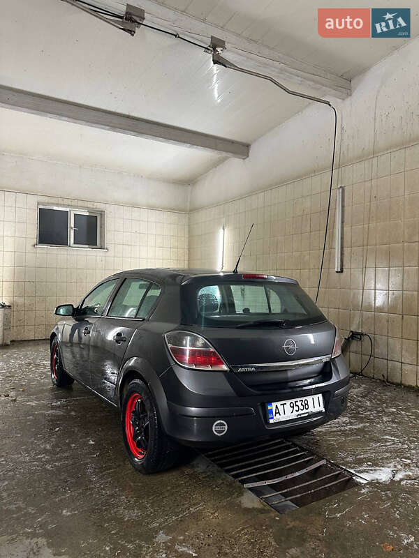 Хетчбек Opel Astra 2010 в Коломиї фото 11 Хетчбек Opel Astra 2010 в Коломиї