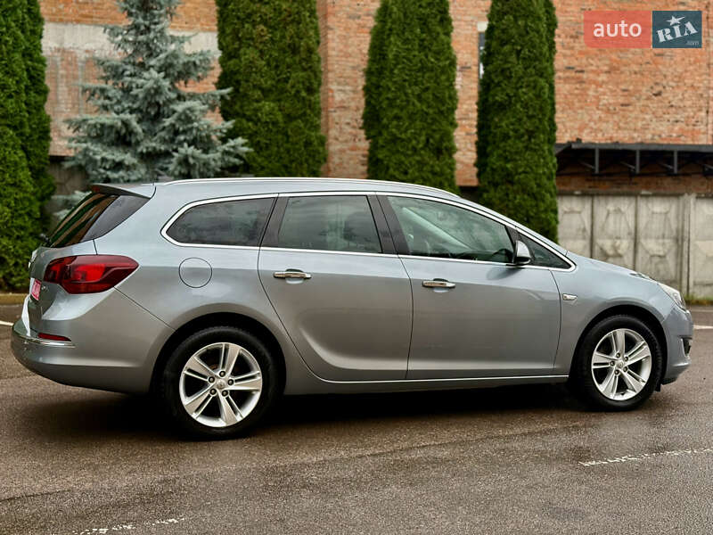 Универсал Opel Astra 2013 в Ровно фото 6 Универсал Opel Astra 2013 в Ровно
