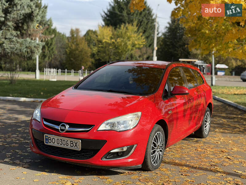 Универсал Opel Astra 2013 в Ровно фото 6 Универсал Opel Astra 2013 в Ровно
