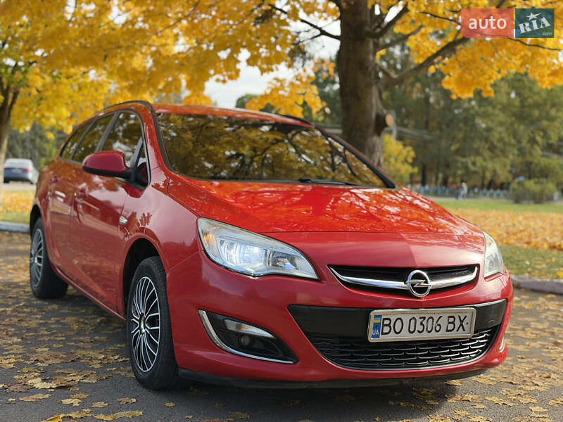 Универсал Opel Astra 2013 в Ровно фото 13 Универсал Opel Astra 2013 в Ровно