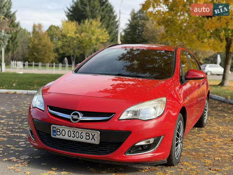 Универсал Opel Astra 2013 в Ровно фото 15 Универсал Opel Astra 2013 в Ровно