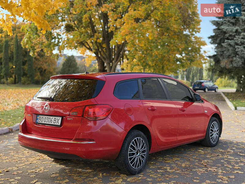 Универсал Opel Astra 2013 в Ровно фото 27 Универсал Opel Astra 2013 в Ровно