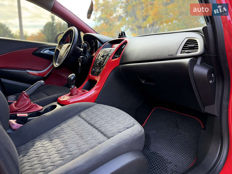 Универсал Opel Astra 2013 в Ровно фото 64 Универсал Opel Astra 2013 в Ровно