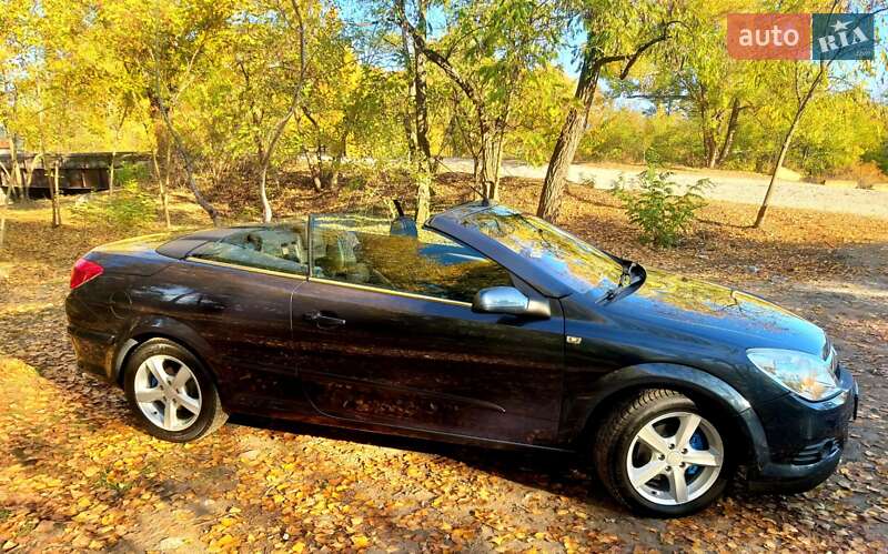 Кабріолет Opel Astra 2008 в Дніпрі фото 28 Кабріолет Opel Astra 2008 в Дніпрі