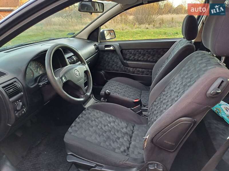 Купе Opel Astra 2000 в Калуше