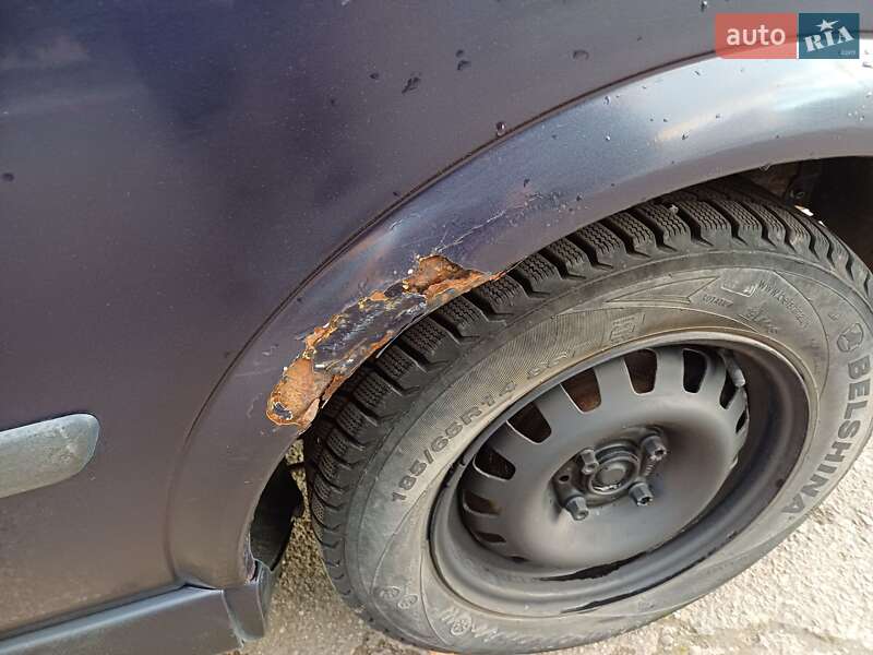 Купе Opel Astra 2000 в Калуше