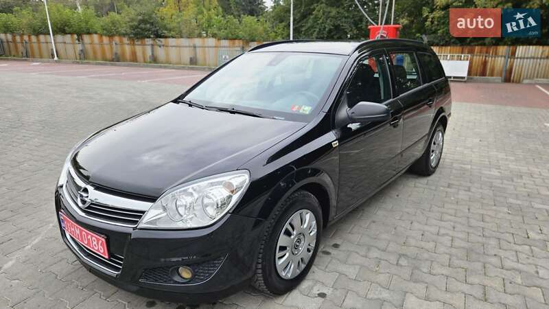 Універсал Opel Astra 2008 в Вінниці