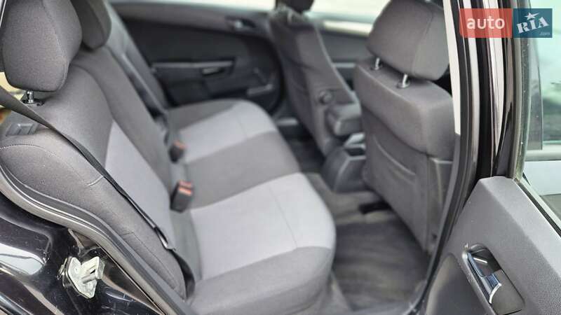 Універсал Opel Astra 2008 в Вінниці