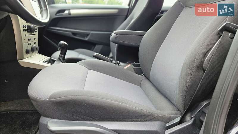 Універсал Opel Astra 2008 в Вінниці