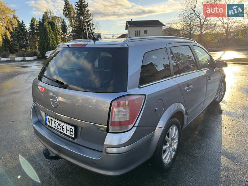 Универсал Opel Astra 2007 в Ивано-Франковске