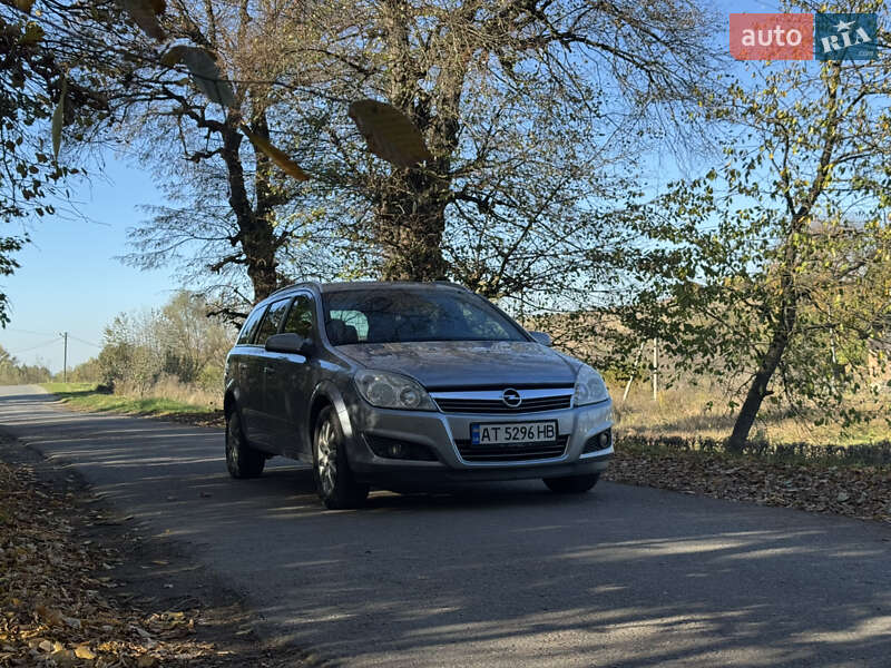 Универсал Opel Astra 2007 в Ивано-Франковске