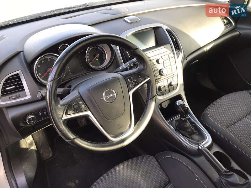 Универсал Opel Astra 2015 в Сокале фото 9 Универсал Opel Astra 2015 в Сокале