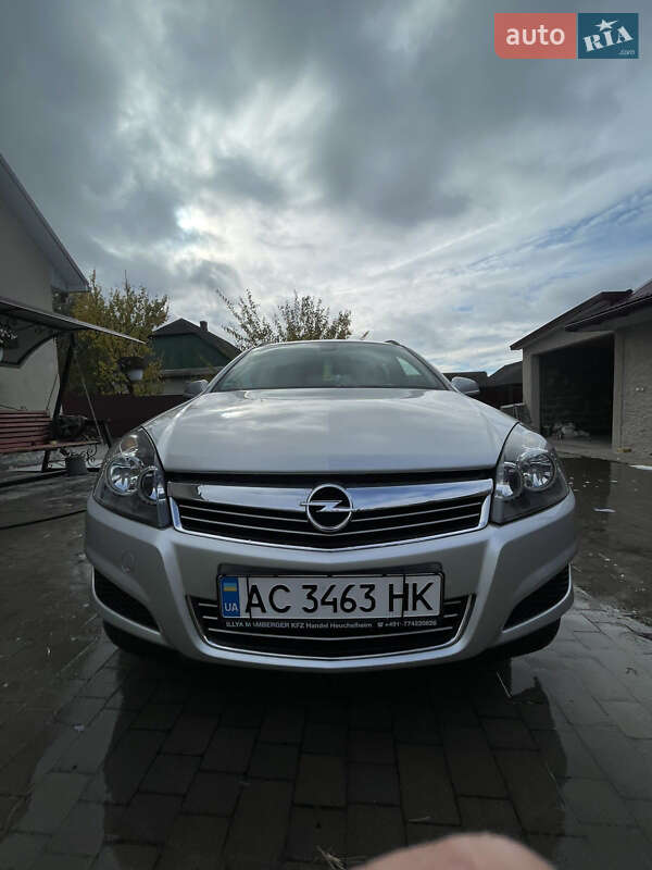 Универсал Opel Astra 2010 в Шацке фото 2 Универсал Opel Astra 2010 в Шацке