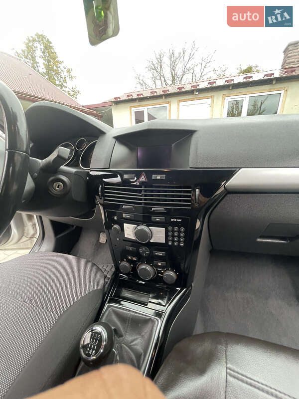 Универсал Opel Astra 2010 в Шацке фото 24 Универсал Opel Astra 2010 в Шацке