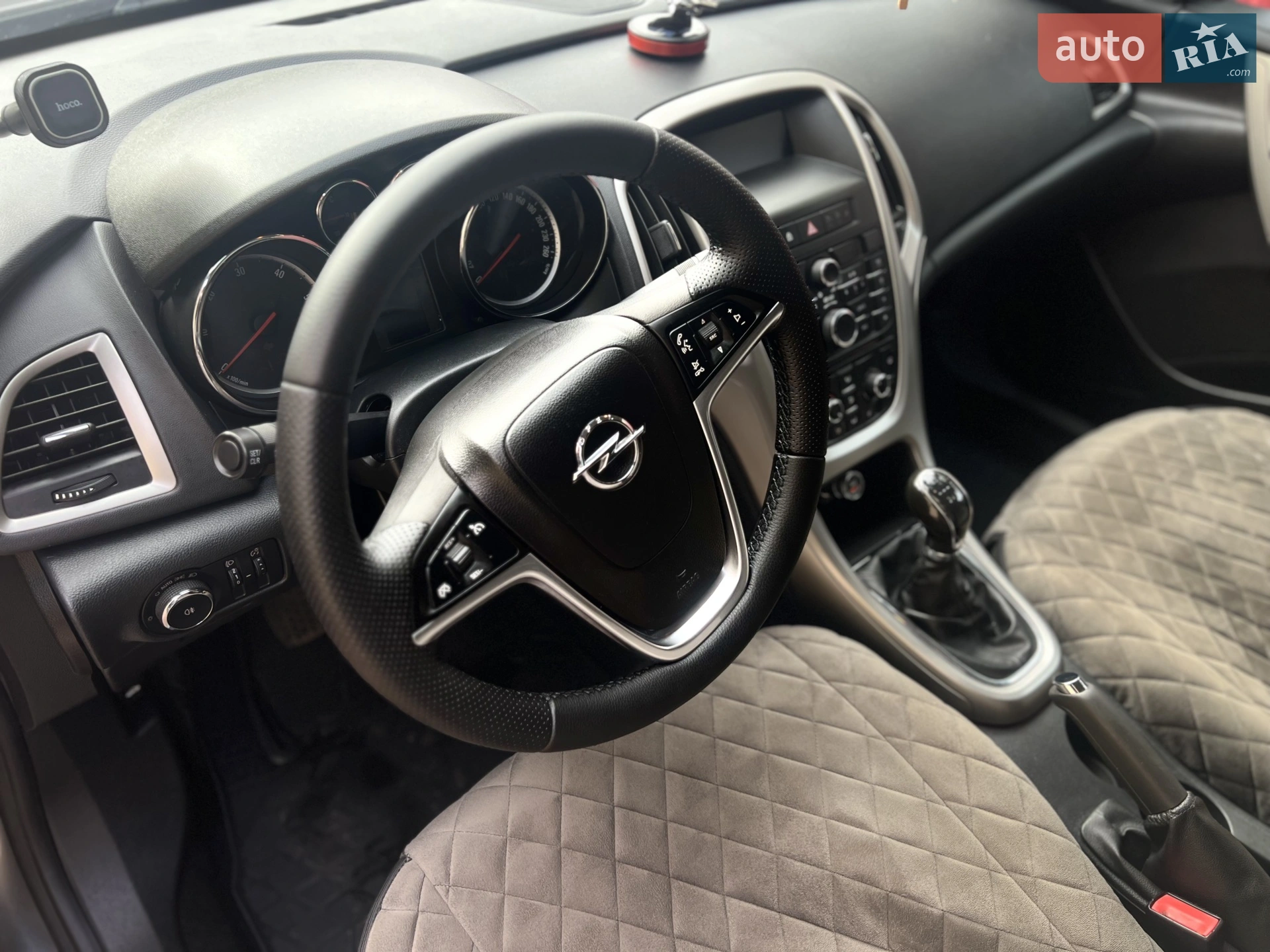 2011 Opel Astra - мініатюра 12