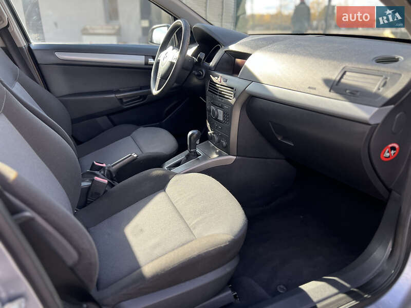 Хэтчбек Opel Astra 2005 в Ивано-Франковске фото 67 Хэтчбек Opel Astra 2005 в Ивано-Франковске