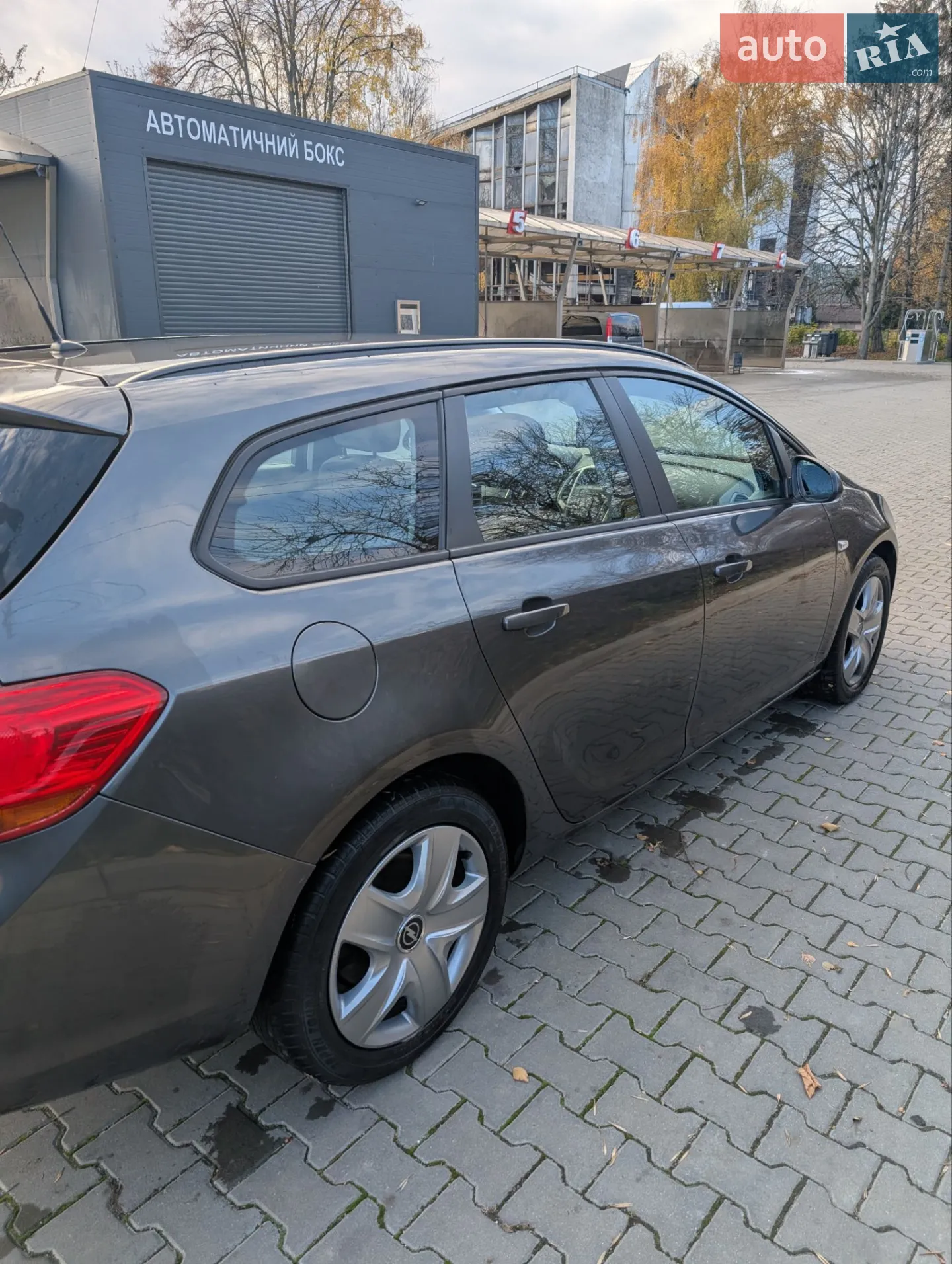 2011 Opel Astra - мініатюра 8