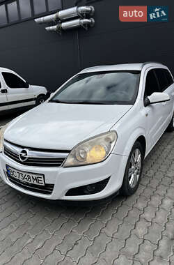 Универсал Opel Astra 2008 в Трускавце Универсал Opel Astra 2008 в Трускавце