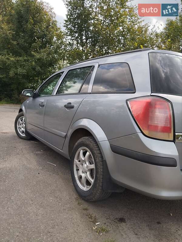 Универсал Opel Astra 2006 в Самборе фото 15 Универсал Opel Astra 2006 в Самборе