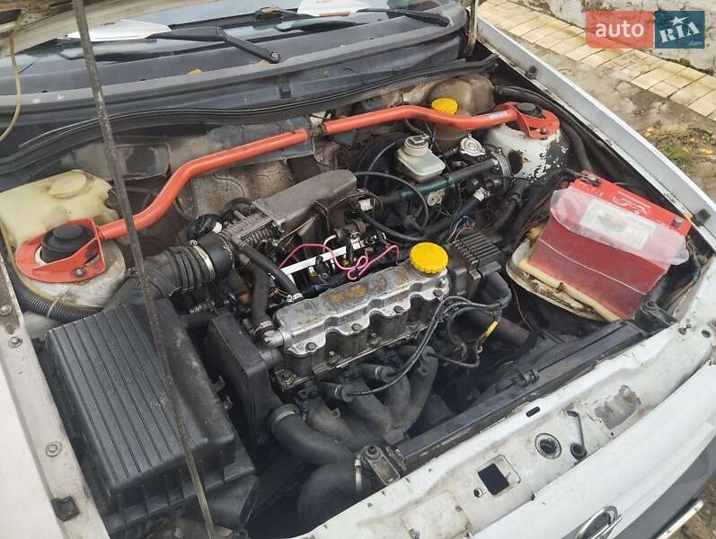 Седан Opel Astra 1995 в Олександрії фото 6 Седан Opel Astra 1995 в Олександрії