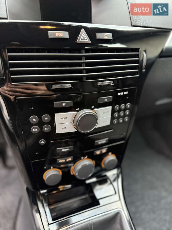 Универсал Opel Astra 2009 в Луцке фото 127 Универсал Opel Astra 2009 в Луцке