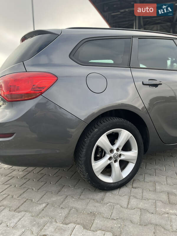 Универсал Opel Astra 2011 в Владимире фото 9 Универсал Opel Astra 2011 в Владимире