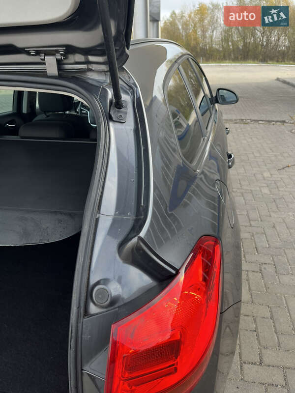 Универсал Opel Astra 2011 в Владимире фото 28 Универсал Opel Astra 2011 в Владимире