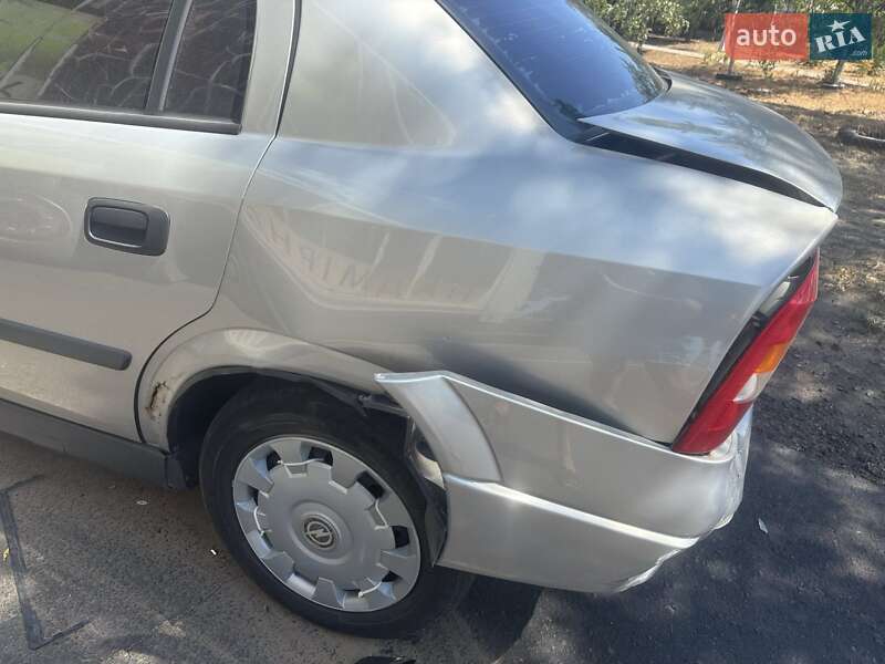 Седан Opel Astra 2006 в Шполі фото 5 Седан Opel Astra 2006 в Шполі