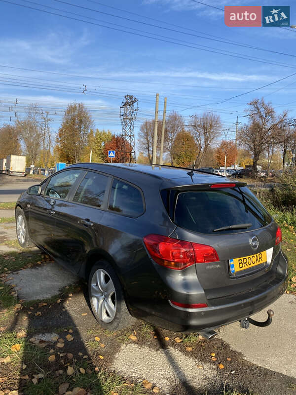Универсал Opel Astra 2011 в Луцке фото 6 Универсал Opel Astra 2011 в Луцке