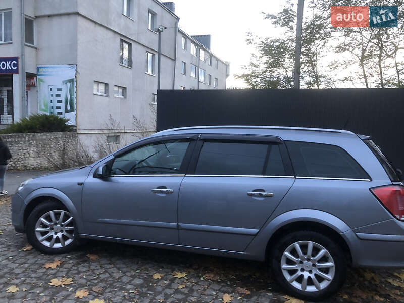 Універсал Opel Astra 2004 в Зборові фото 2 Універсал Opel Astra 2004 в Зборові