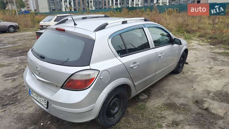 Хетчбек Opel Astra 2003 в Броварах фото 2 Хетчбек Opel Astra 2003 в Броварах