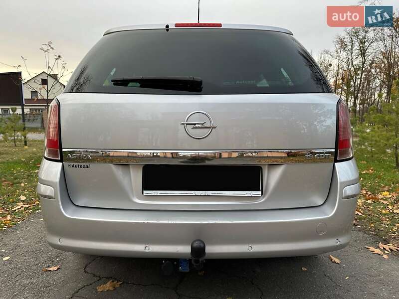 Універсал Opel Astra 2005 в Ватутіному