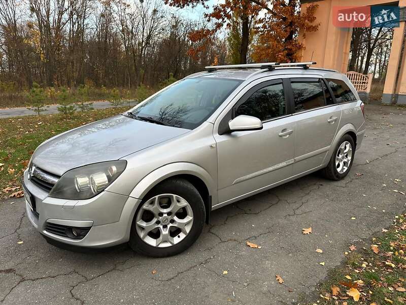 Універсал Opel Astra 2005 в Ватутіному