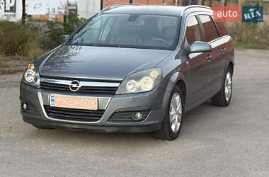 Універсал Opel Astra 2006 в Синельниковому