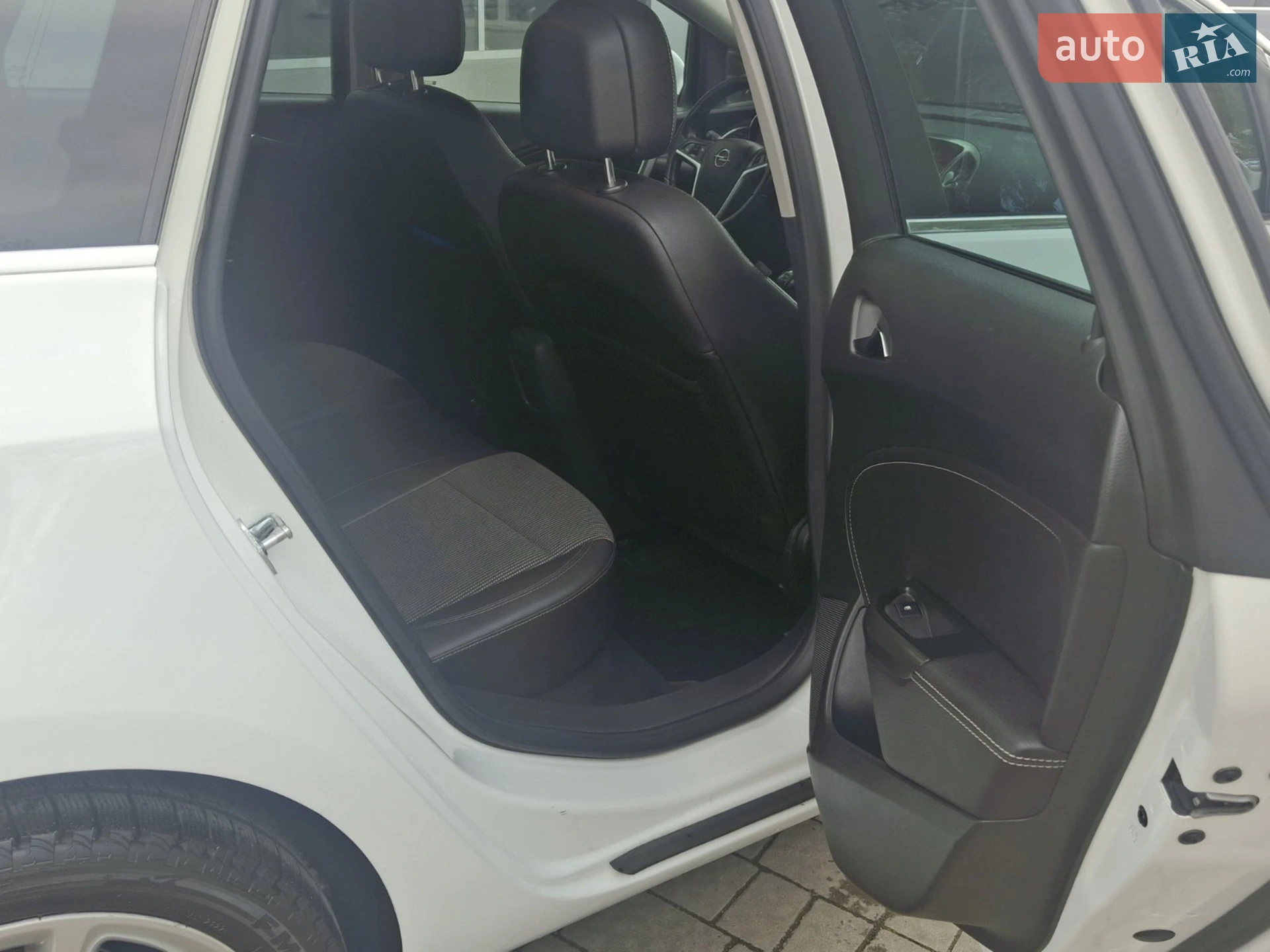 2012 Opel Astra - мініатюра 44