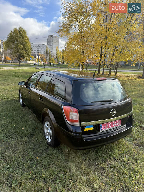 Универсал Opel Astra 2009 в Харькове